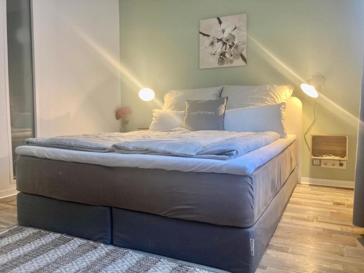 Living At Saarpartments -Adultsonly- 2 Bedrooms, Kitchen - Business & Holiday Apartments For Long- And Short Term Stay, 3 Min To Train Station, Secure E-Bike Parking! Saarbrücken Exteriör bild