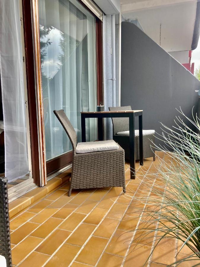 Living At Saarpartments -Adultsonly- 2 Bedrooms, Kitchen - Business & Holiday Apartments For Long- And Short Term Stay, 3 Min To Train Station, Secure E-Bike Parking! Saarbrücken Exteriör bild